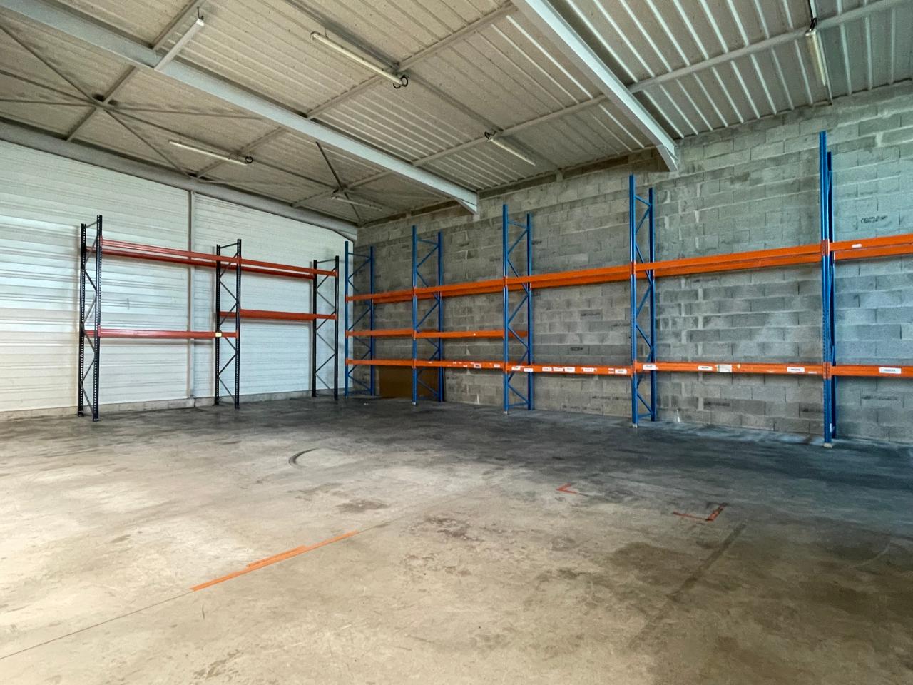 Local d'activité Bouaye 334m² Location local d'activité Bouaye Loire-Atlantique OLACT2428224 4